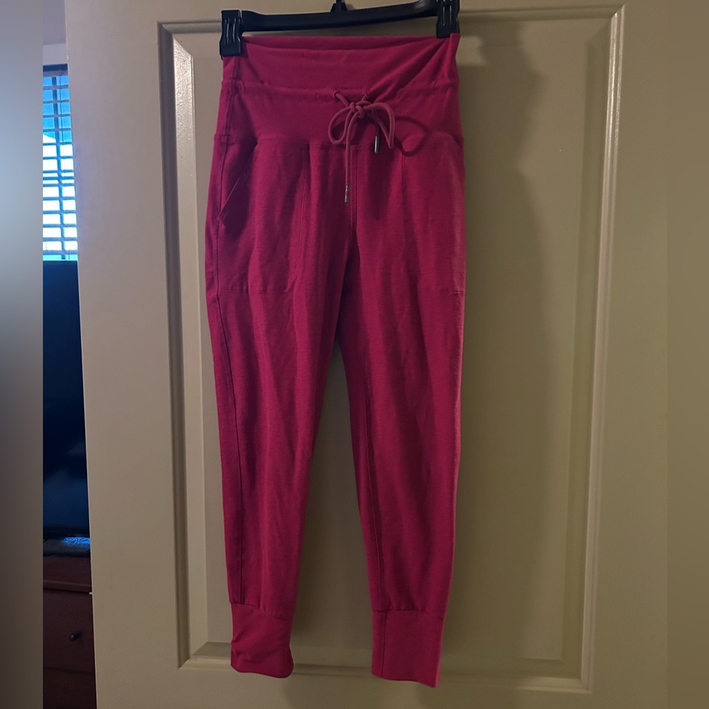 Beyond Yoga Drawstring Leggings